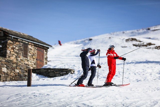 ski passes equipment ski and snowboard lessons activities les menuires