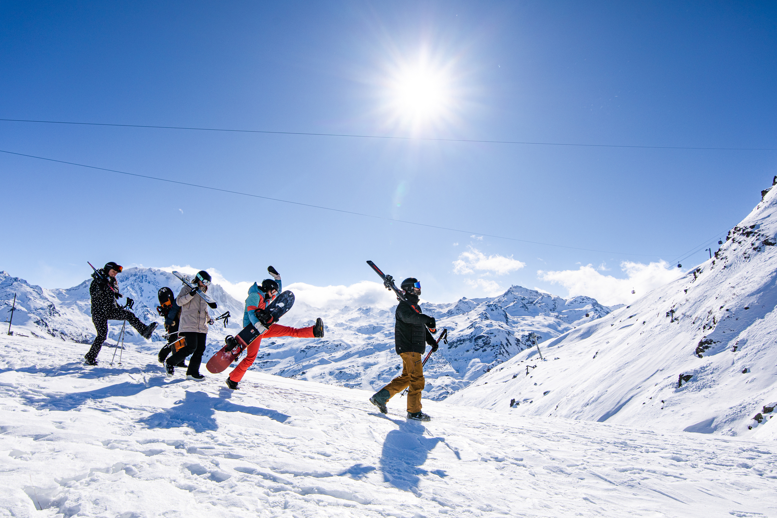Amis au ski aux Menuires - © SUNWEB