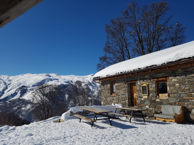 Extérieur refuge du Trait d'Union
