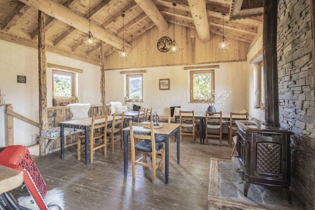 Intérieur refuge du Trait d'Union