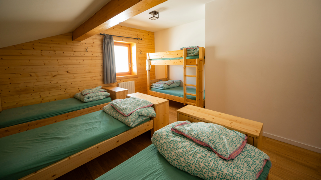 Mountain refuge / REFUGE DU LAC DU LOU - © M.Vernaz Mountain refuge / REFUGE DU LAC DU LOU