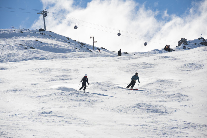 Skier aux Menuires dans Les 3 Vallées