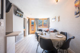 801_45_MNBO0326_agence-des-belleville_lv_images__lot_0006350796_04_20260918115722