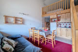 _agence-des-belleville_lv_images__lot_0000070954_02_32253431
