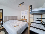_agence-des-belleville_lv_images__lot_0000071014_09_32635000
