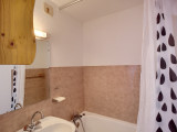 _lv_images__lot_0002000049_08_32264027