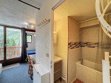 _lv_images__lot_0002011210_07_32177088