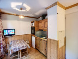 _lv_images__lot_0012020308_02_32264480