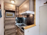 _lv_images__lot_0012030616_06_32220729