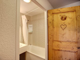 _lv_images__lot_0013040090_07_32220384