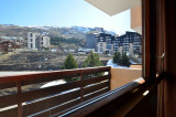_lv_images__lot_0030620402_06_32153762
