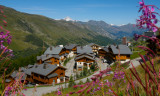 sapiniere-exterieur-ete-credit-montagnettes-13138587