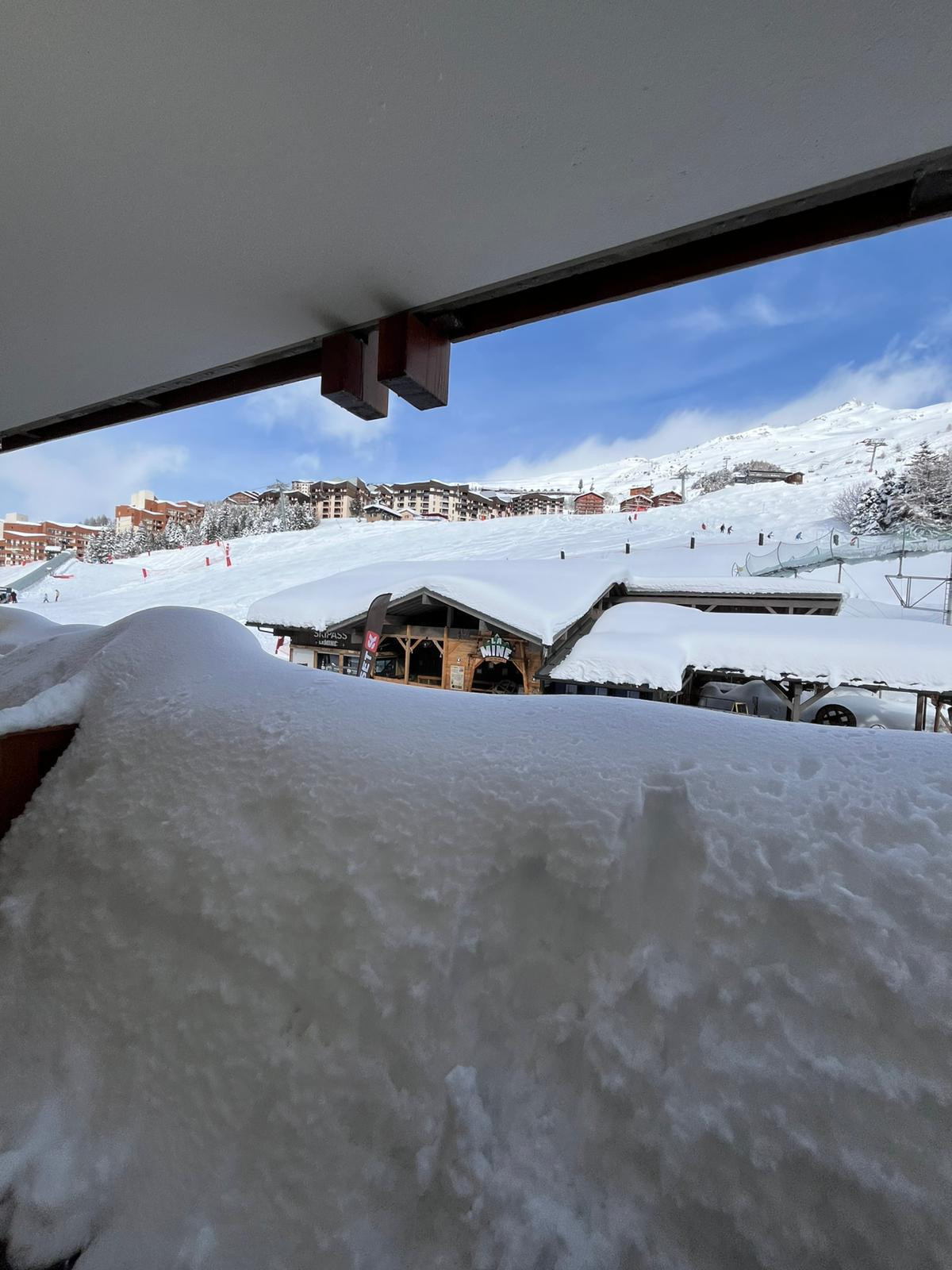 247_1_OREE21_lv_images__lot_0013040176_08_20261015001125 247_1_OREE21_lv_images__lot_0013040176_08_20261015001125