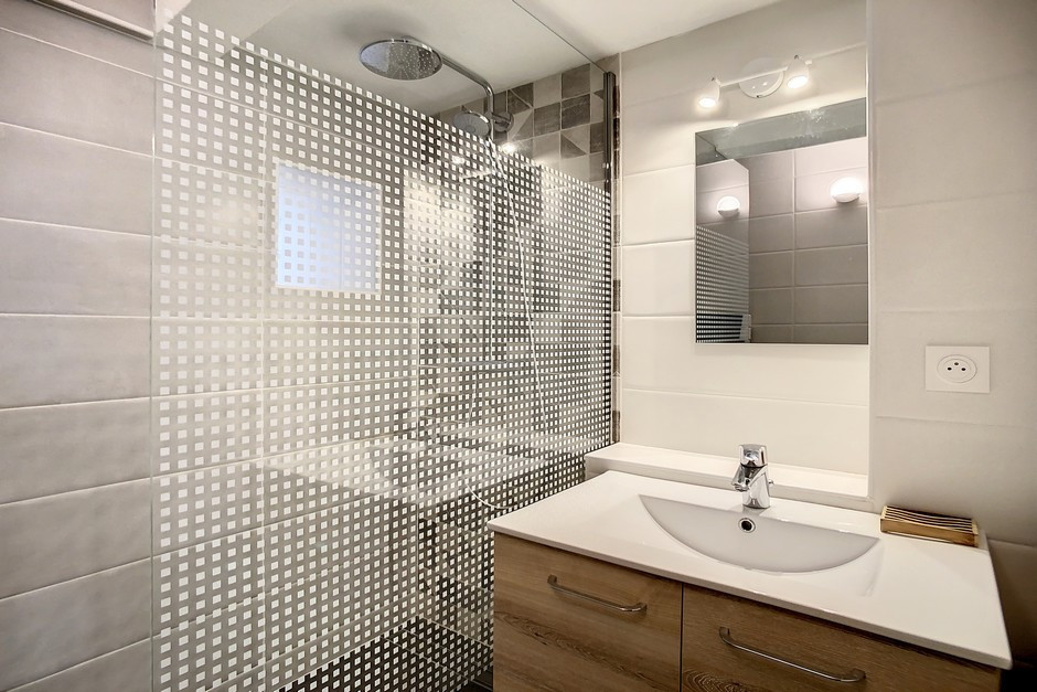 _agence-des-belleville_lv_images__lot_0000045019_12_28959669 _agence-des-belleville_lv_images__lot_0000045019_12_28959669