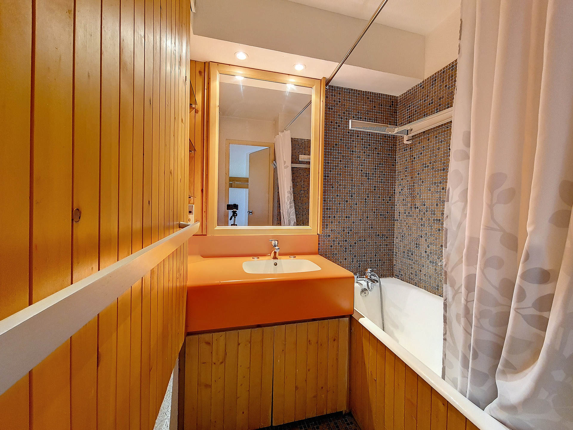 _agence-des-belleville_lv_images__lot_0000045115_09_29518439 _agence-des-belleville_lv_images__lot_0000045115_09_29518439