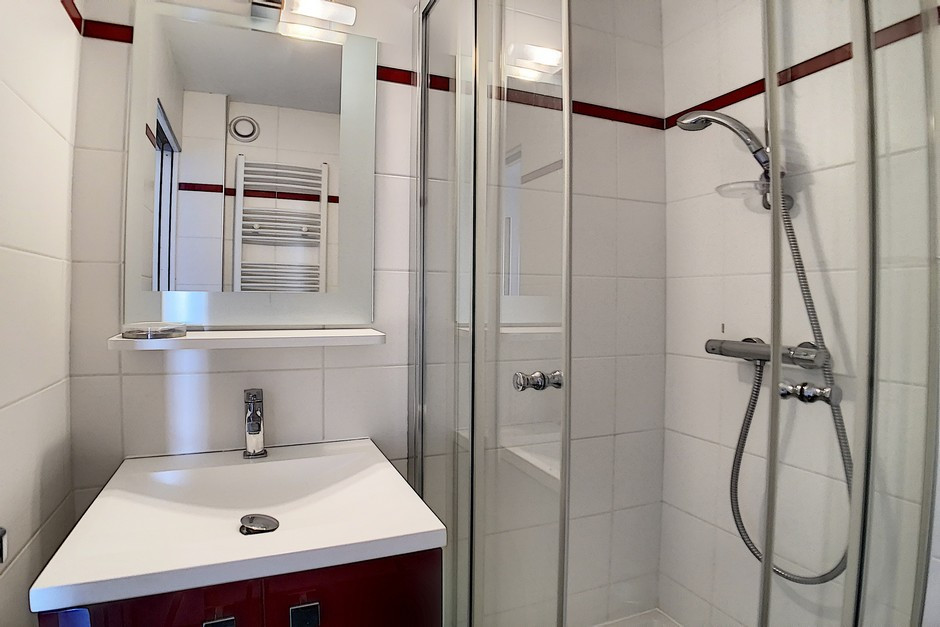 _agence-des-belleville_lv_images__lot_0000045139_12_29276701 _agence-des-belleville_lv_images__lot_0000045139_12_29276701