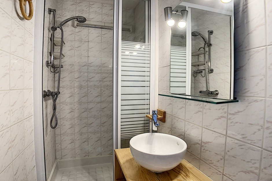 _agence-des-belleville_lv_images__lot_0000045140_06_27776390