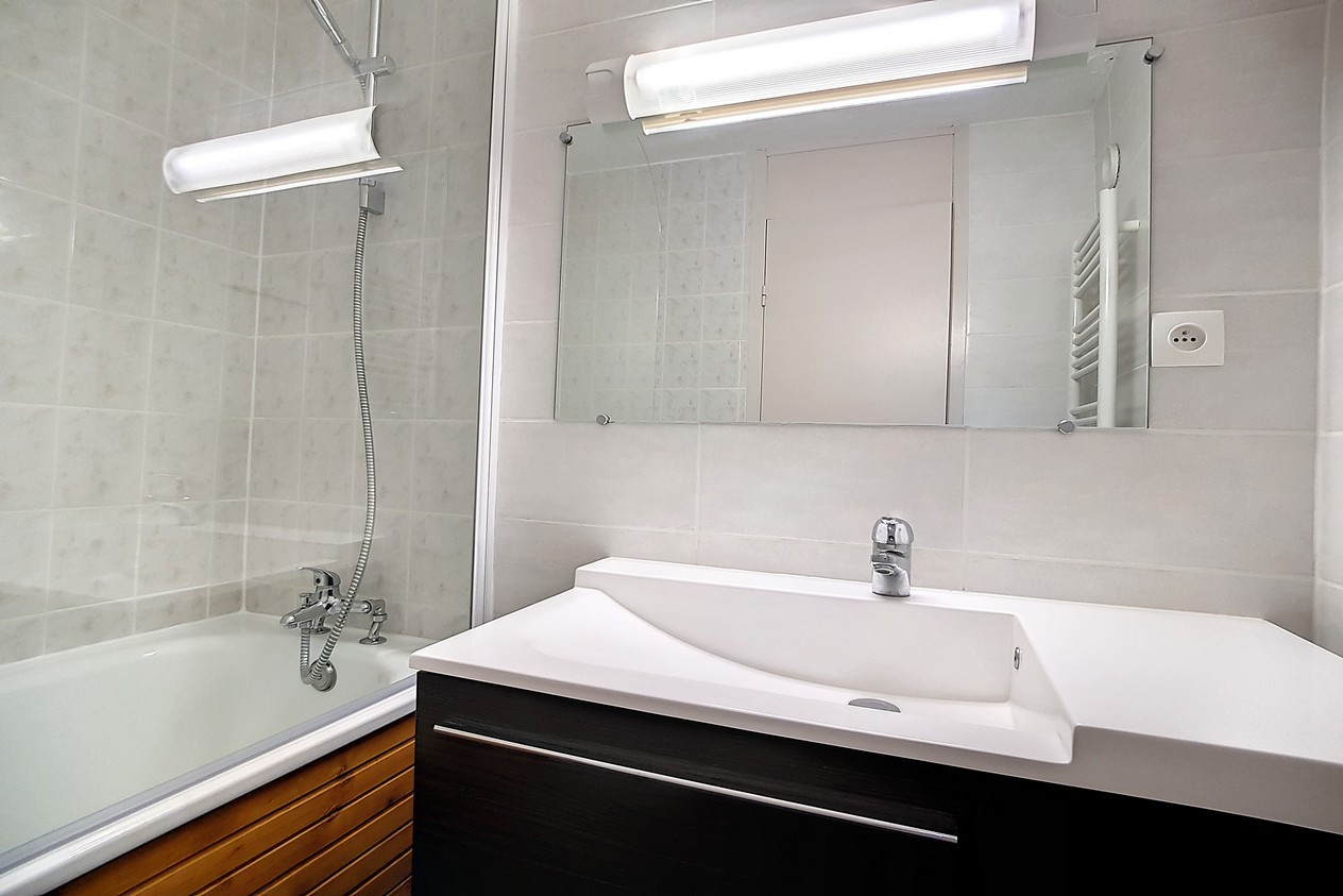 _agence-des-belleville_lv_images__lot_0000045224_13_30196026