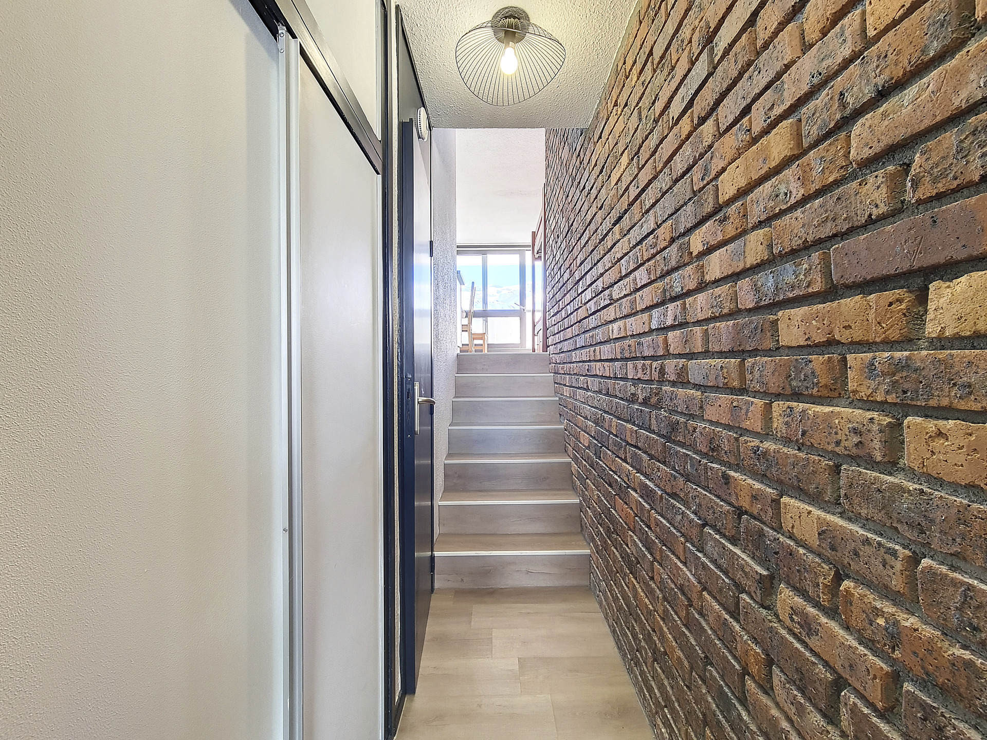 _agence-des-belleville_lv_images__lot_0000045228_15_27698967