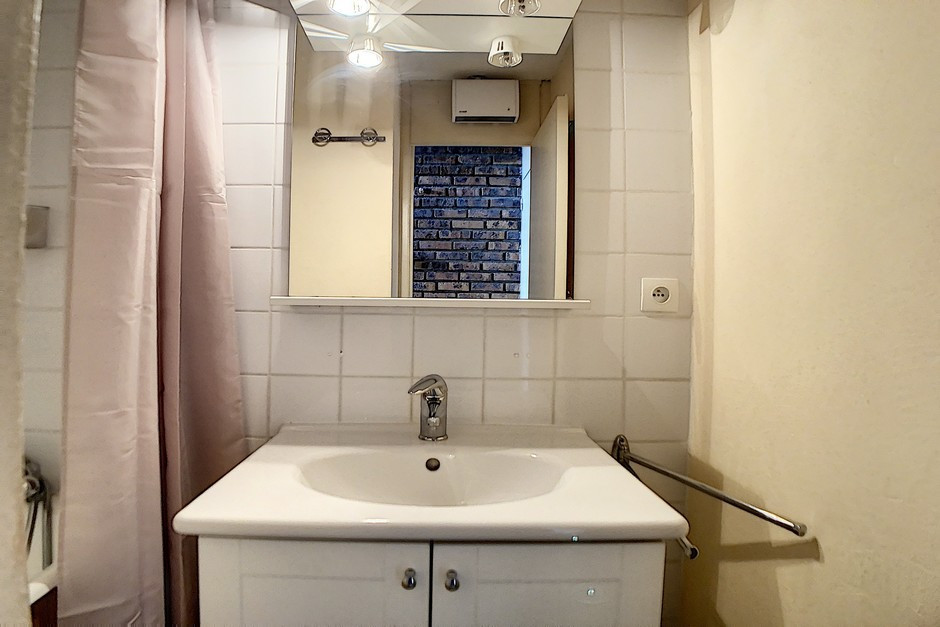 _agence-des-belleville_lv_images__lot_0000045244_10_28752549 _agence-des-belleville_lv_images__lot_0000045244_10_28752549