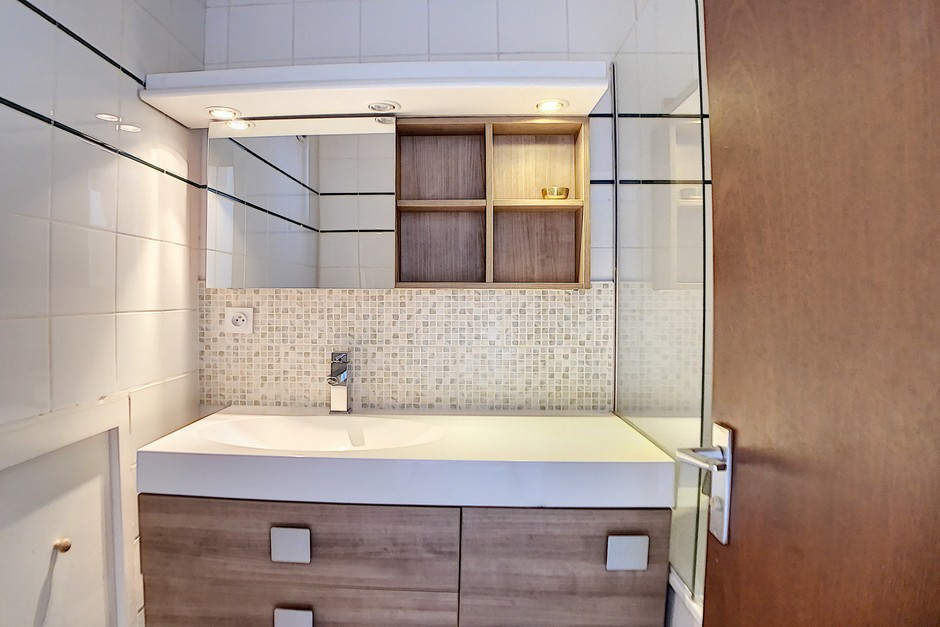 _agence-des-belleville_lv_images__lot_0000045247_12_32251449