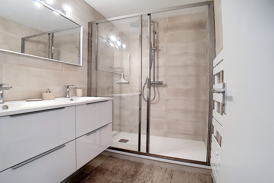 _agence-des-belleville_lv_images__lot_0000045255_13_30075948