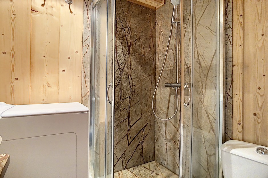 _agence-des-belleville_lv_images__lot_0000045283_10_28481926 _agence-des-belleville_lv_images__lot_0000045283_10_28481926