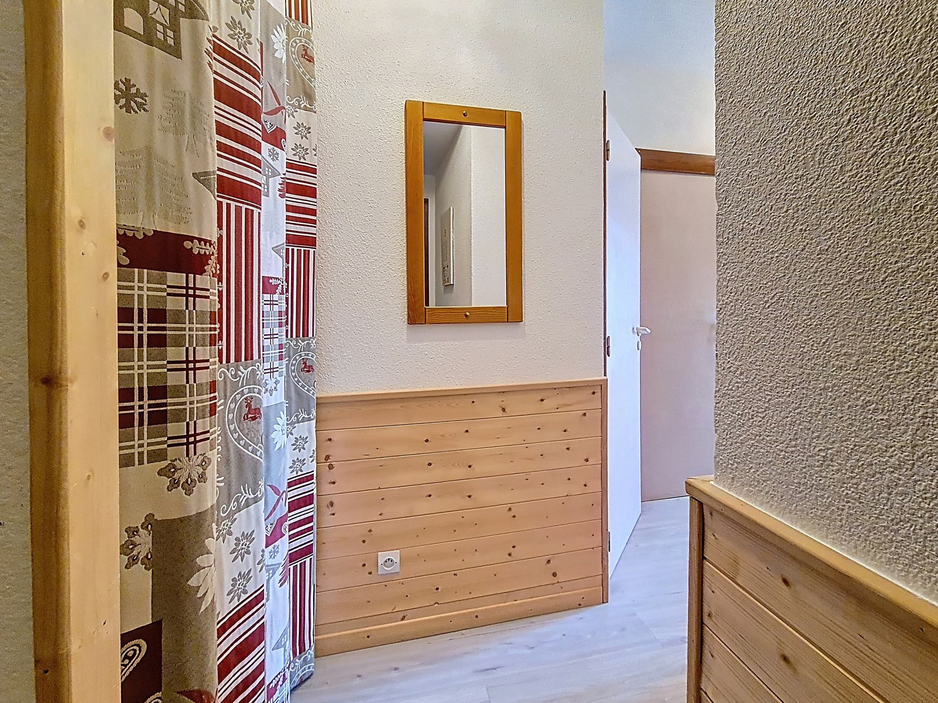 _agence-des-belleville_lv_images__lot_0000045338_07_27736402