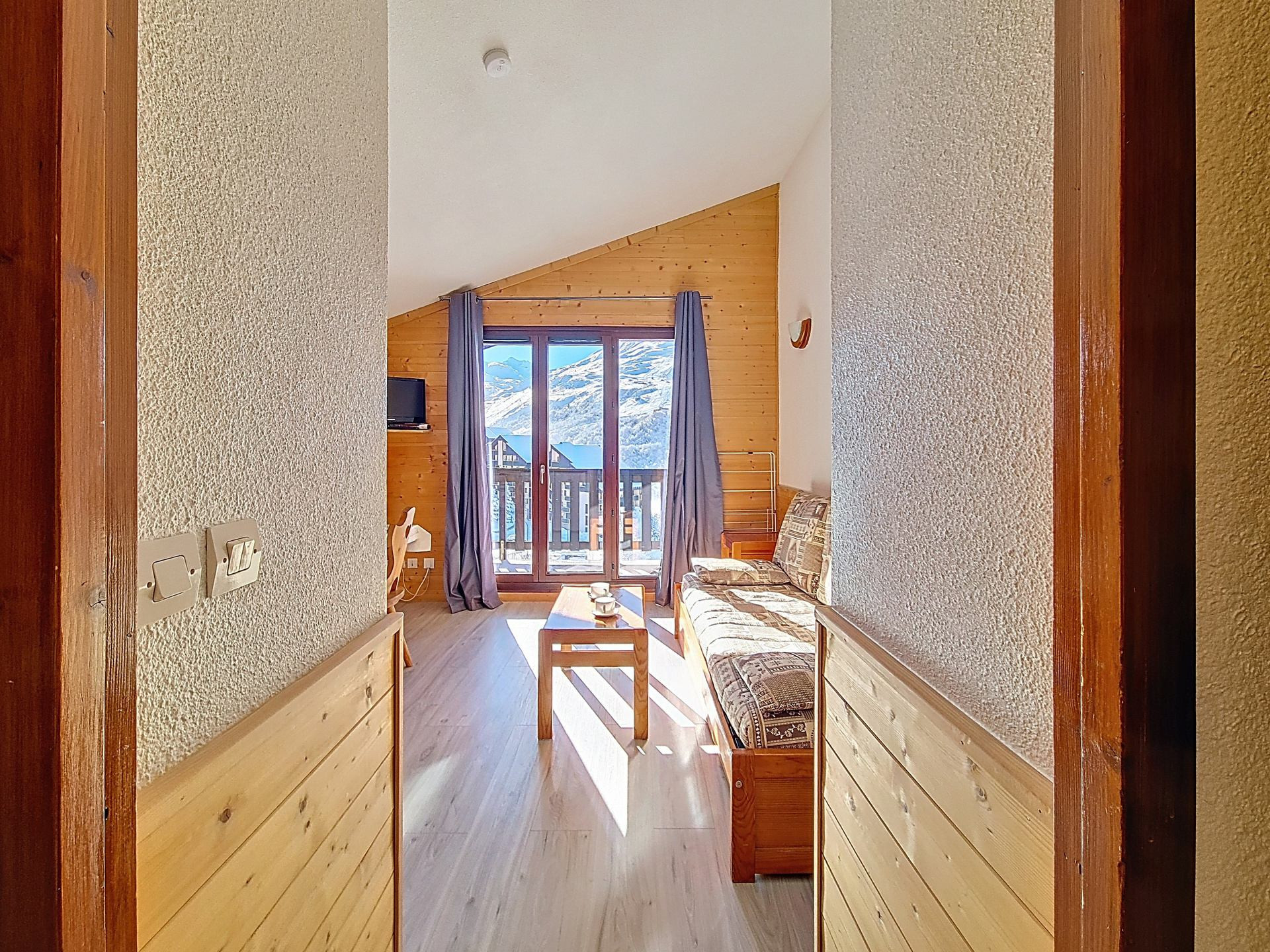 _agence-des-belleville_lv_images__lot_0000045338_11_27736406