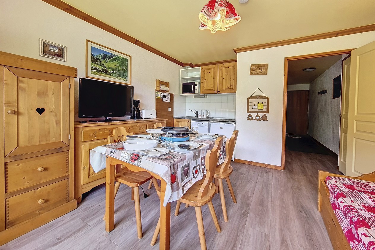 _agence-des-belleville_lv_images__lot_0000045475_02_27430433 _agence-des-belleville_lv_images__lot_0000045475_02_27430433