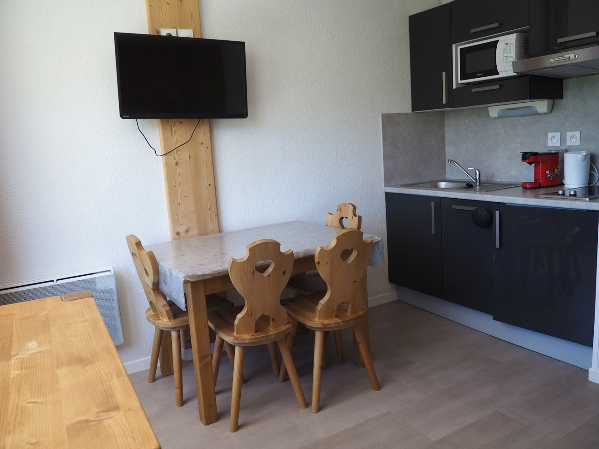 _agence-des-belleville_lv_images__lot_0000045527_01_29496193 _agence-des-belleville_lv_images__lot_0000045527_01_29496193