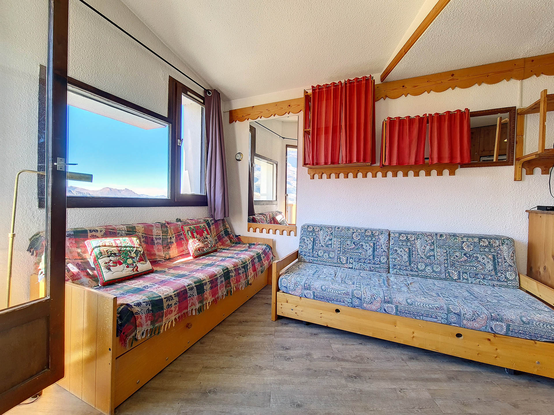 _agence-des-belleville_lv_images__lot_0000045554_01_27699680