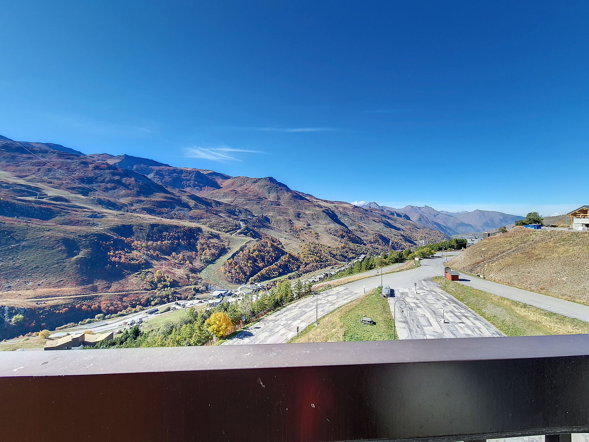 _agence-des-belleville_lv_images__lot_0000045554_14_28467072 _agence-des-belleville_lv_images__lot_0000045554_14_28467072