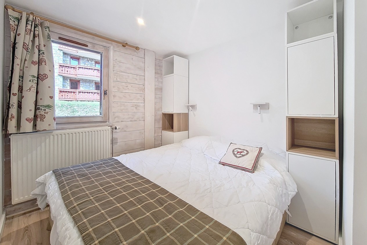 _agence-des-belleville_lv_images__lot_0000045680_05_27581170 _agence-des-belleville_lv_images__lot_0000045680_05_27581170