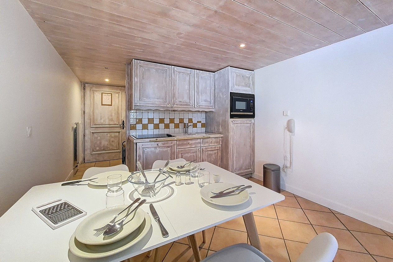 _agence-des-belleville_lv_images__lot_0000045680_14_28620752