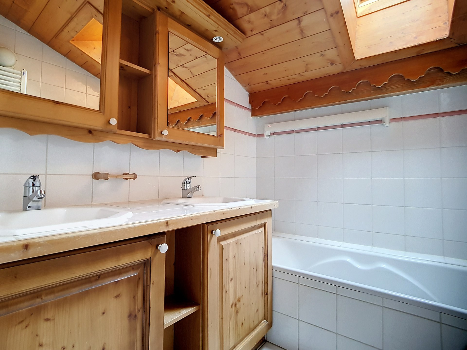 _agence-des-belleville_lv_images__lot_0000045692_10_27673969