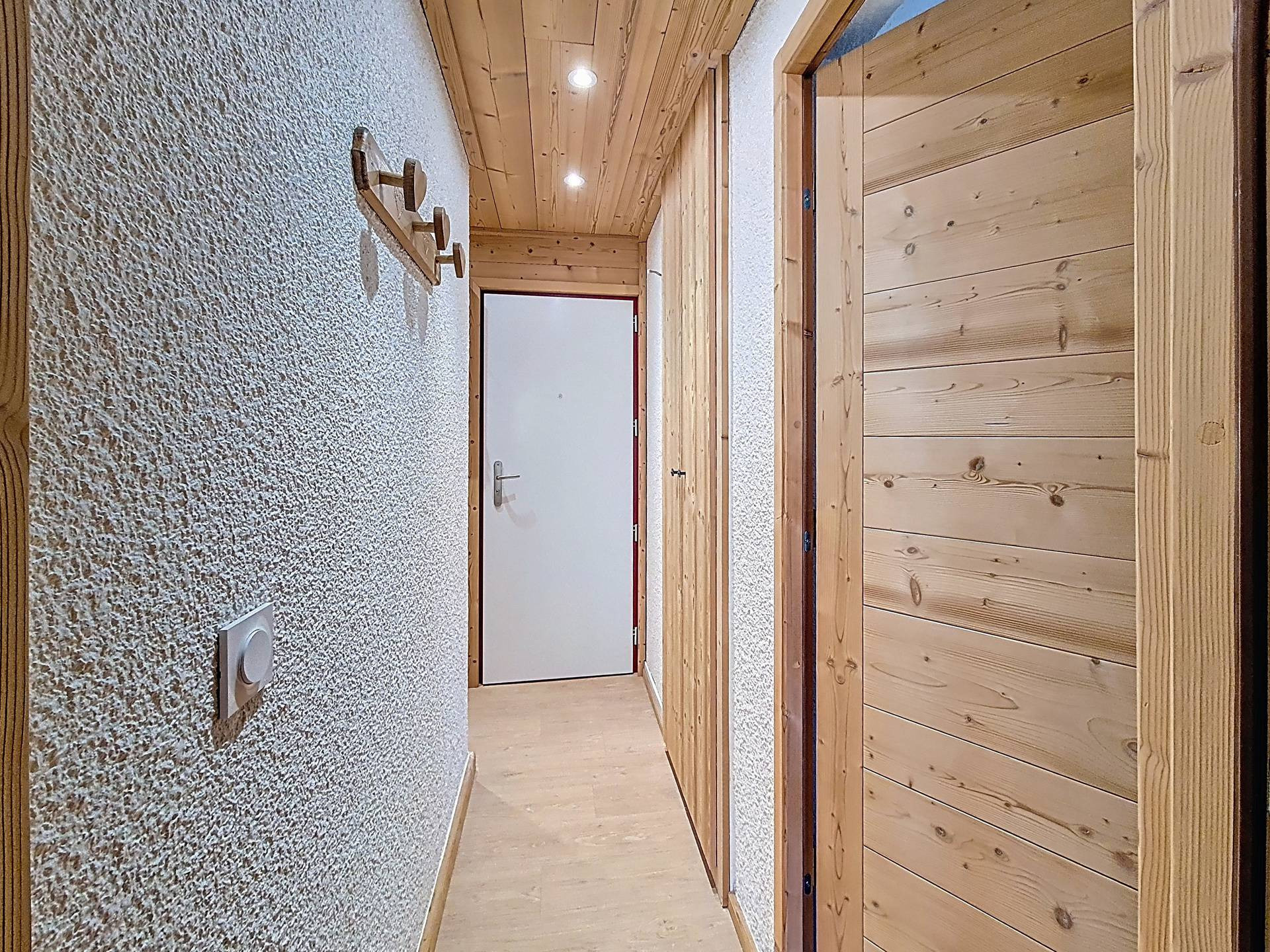 _agence-des-belleville_lv_images__lot_0000045700_09_29936181