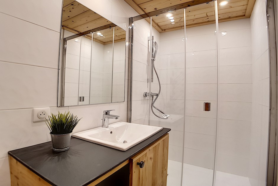 _agence-des-belleville_lv_images__lot_0000045701_15_32524782 _agence-des-belleville_lv_images__lot_0000045701_15_32524782