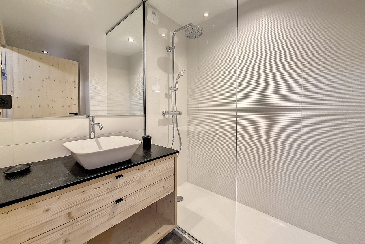 _agence-des-belleville_lv_images__lot_0000070220_15_27374026