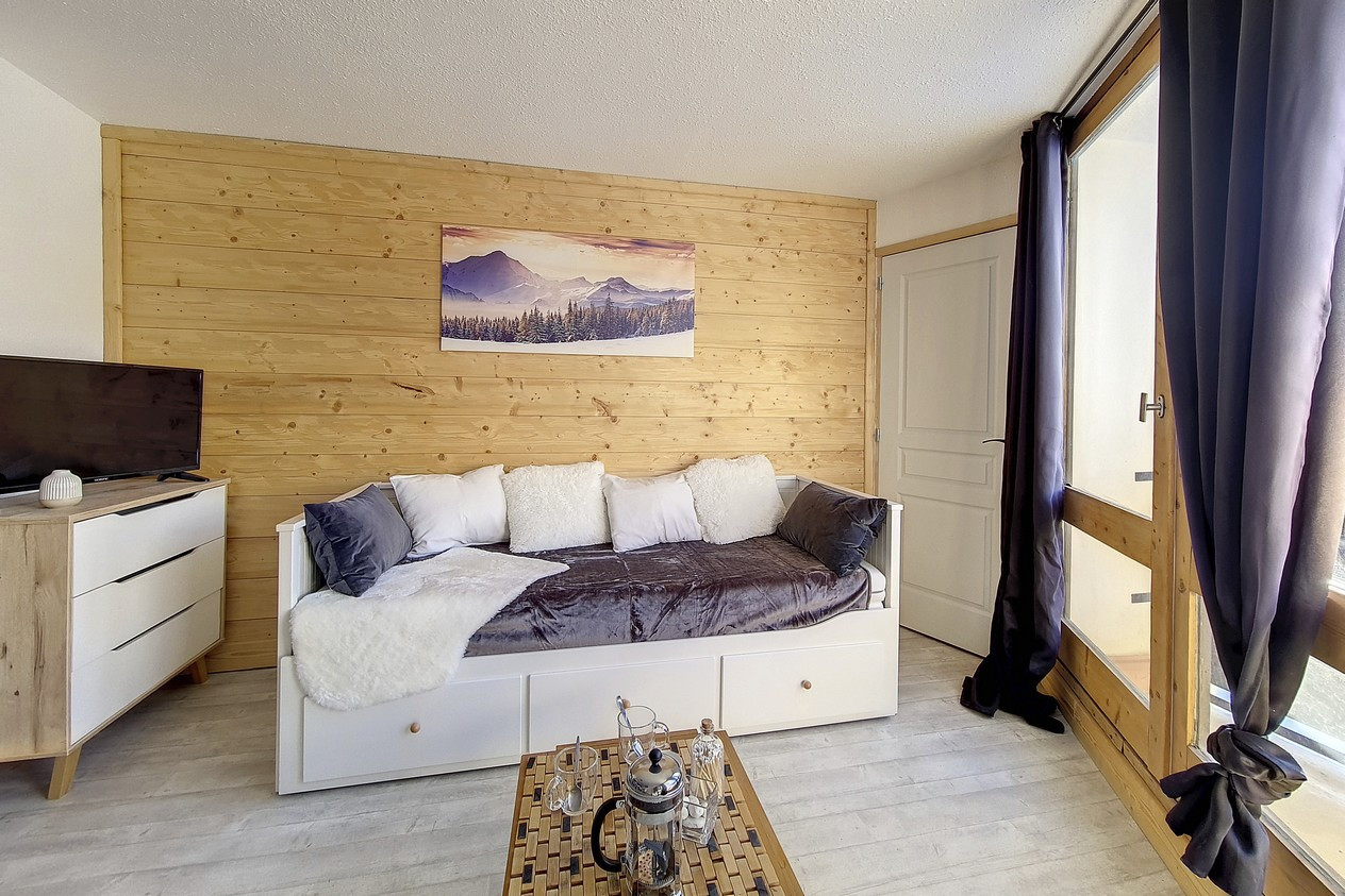 _agence-des-belleville_lv_images__lot_0000070292_02_32255956