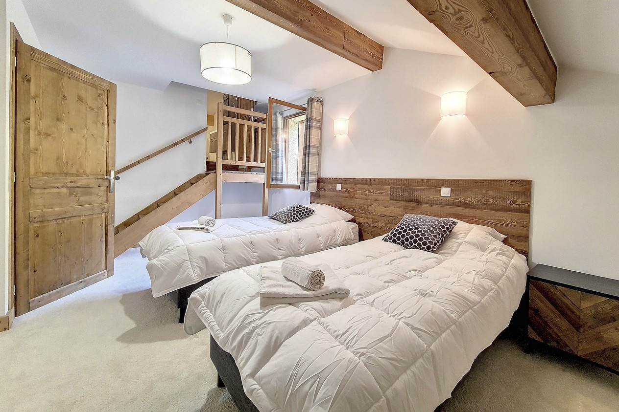 _agence-des-belleville_lv_images__lot_0000070527_11_30054809