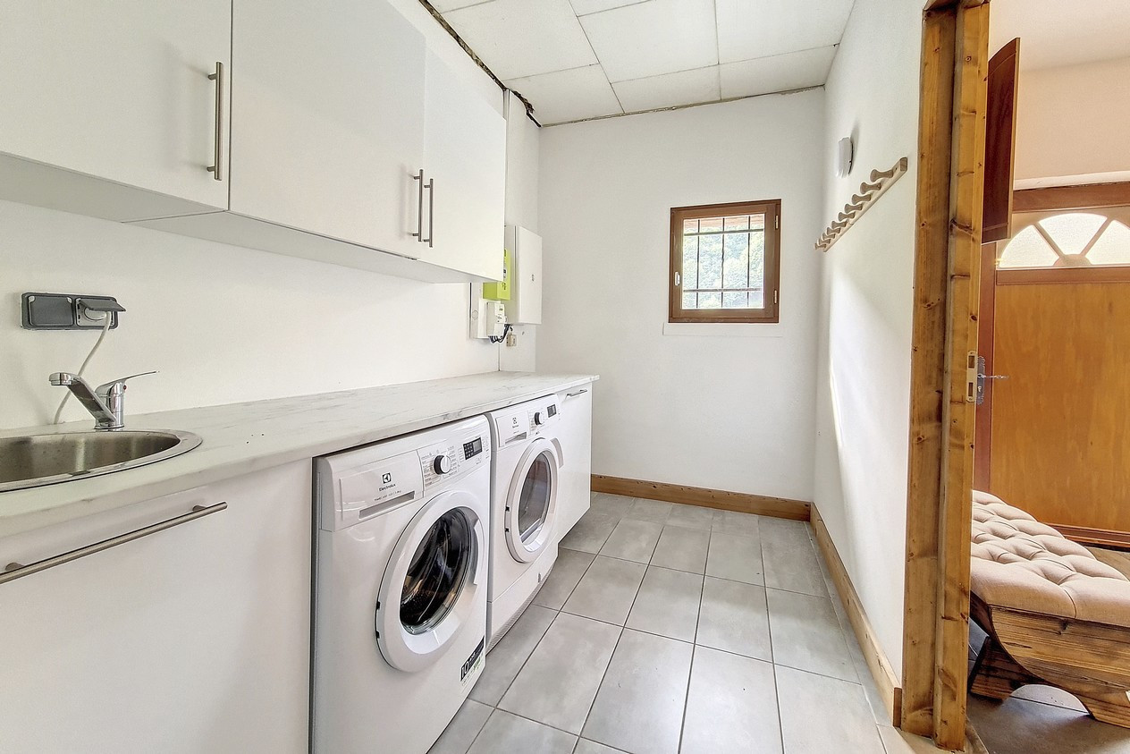 _agence-des-belleville_lv_images__lot_0000070527_15_30054818