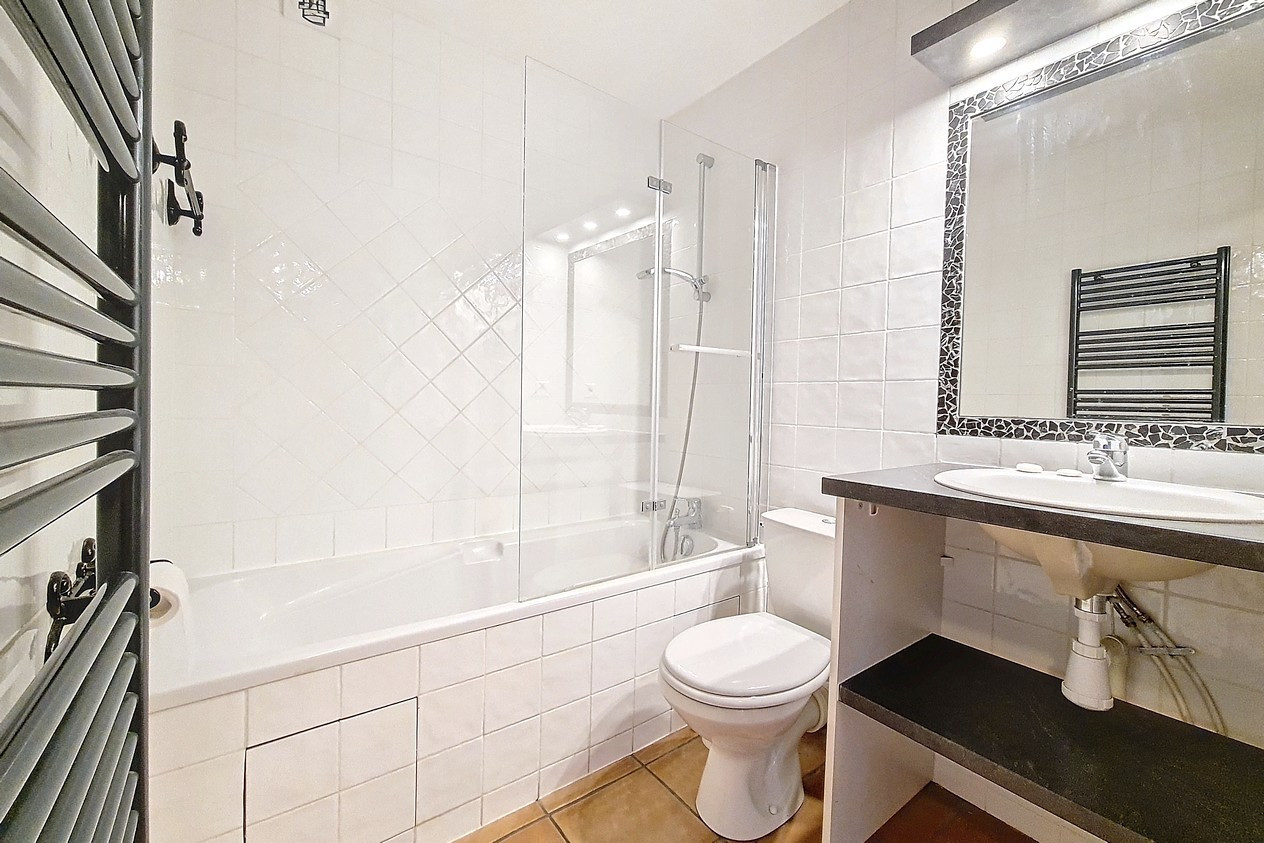 _agence-des-belleville_lv_images__lot_0000070723_13_29369898