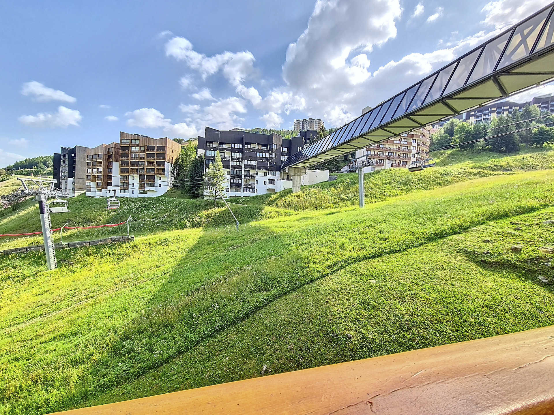 _agence-des-belleville_lv_images__lot_0000070860_15_32170304