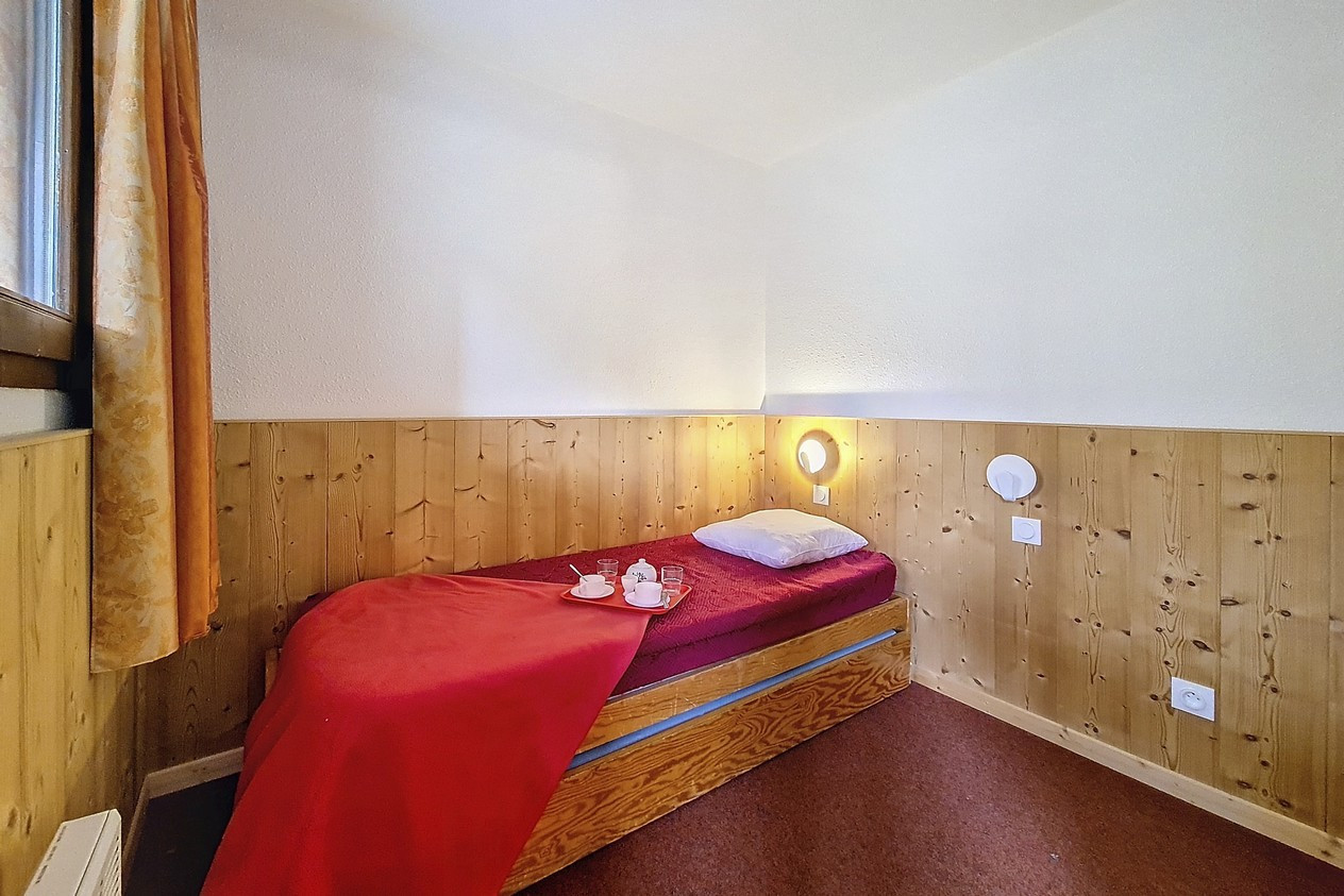 _agence-des-belleville_lv_images__lot_0000070918_05_28518703