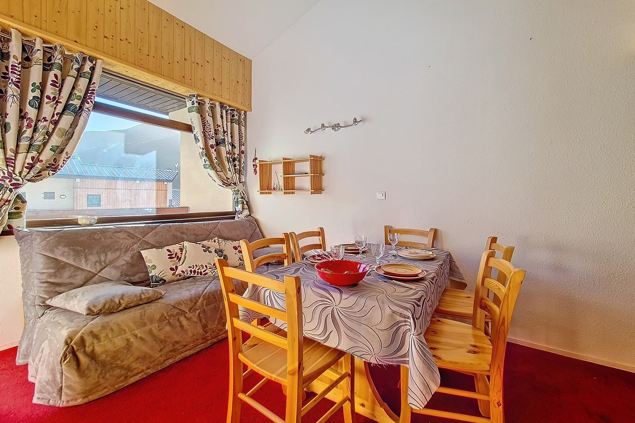 _agence-des-belleville_lv_images__lot_0000070954_01_27558928 _agence-des-belleville_lv_images__lot_0000070954_01_27558928