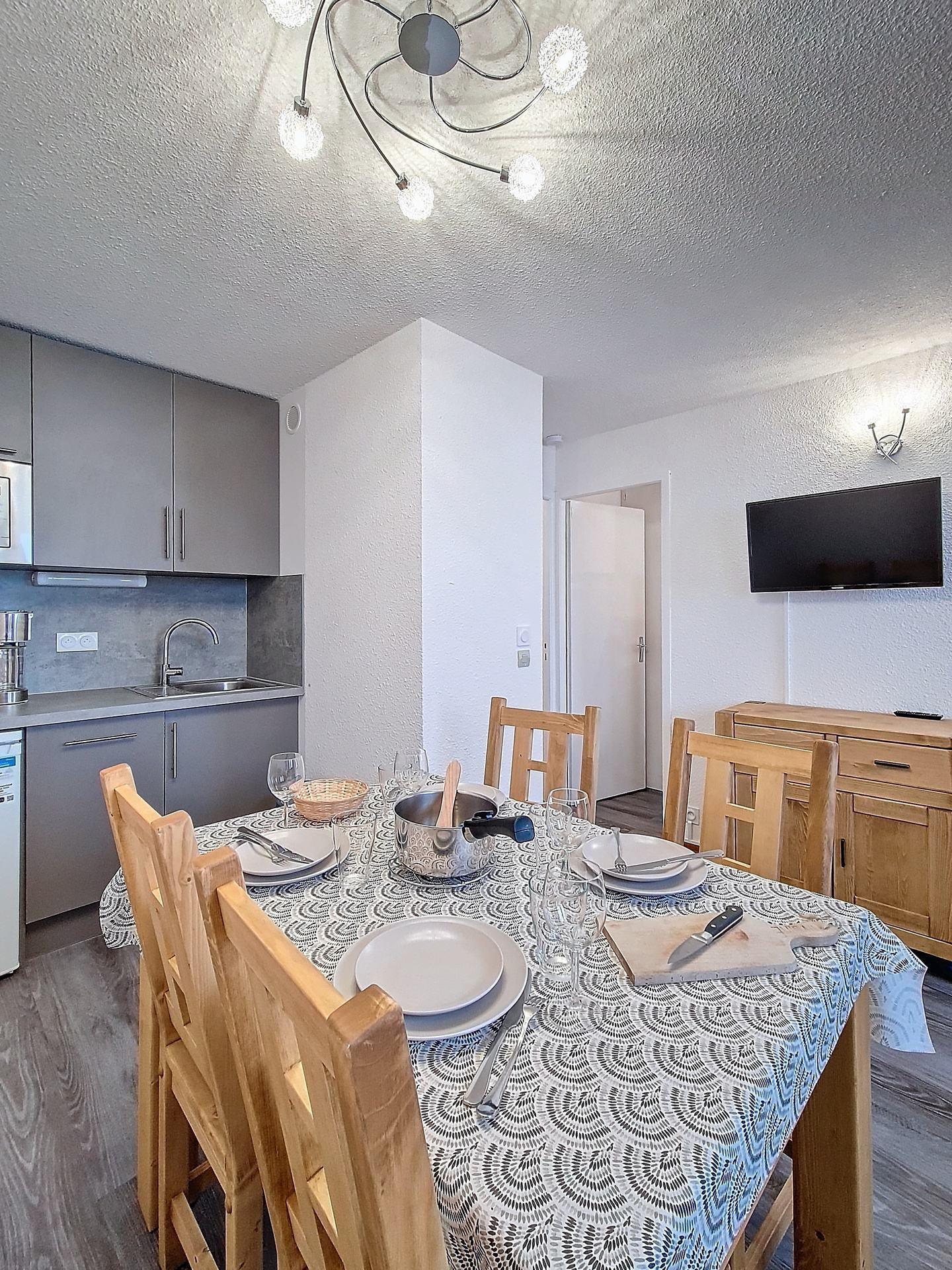 _agence-des-belleville_lv_images__lot_0000071016_03_27412838 _agence-des-belleville_lv_images__lot_0000071016_03_27412838