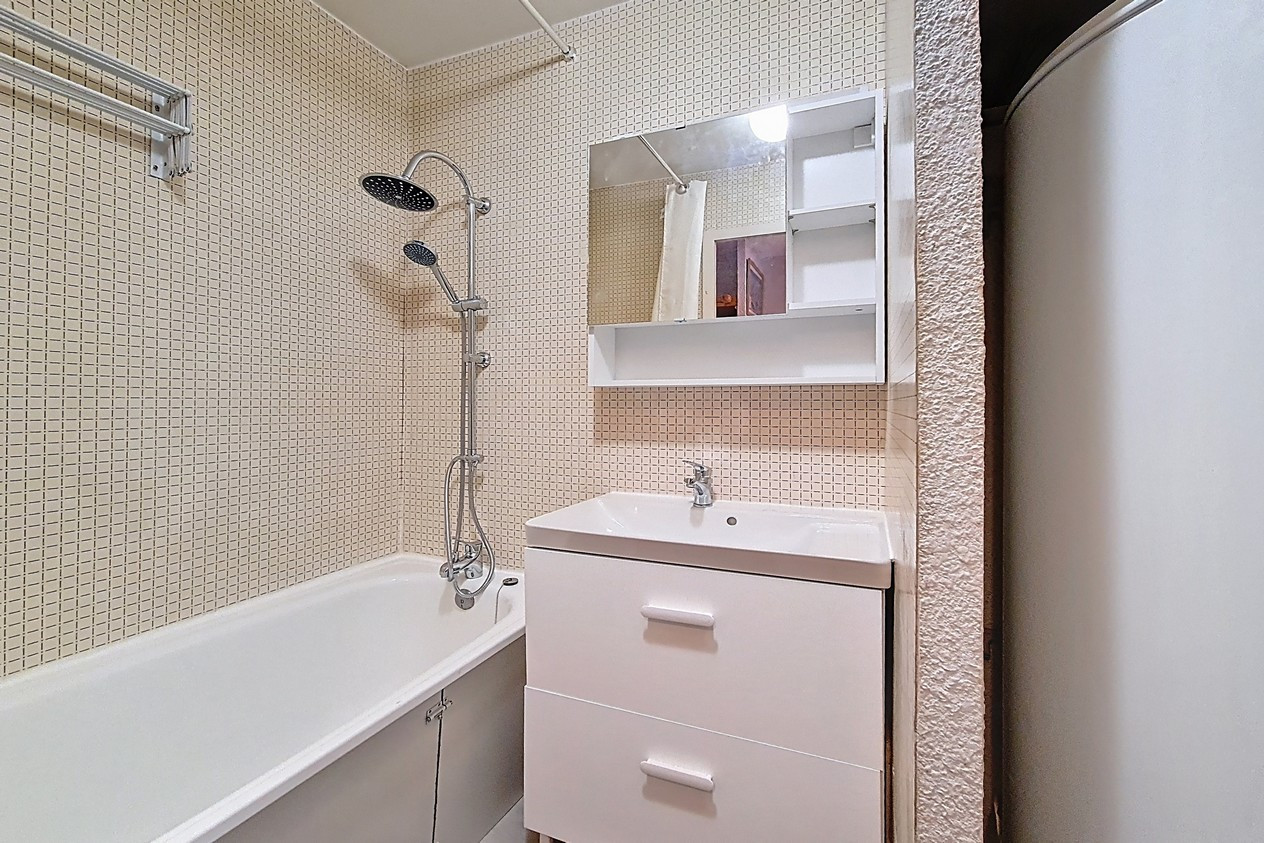 _agence-des-belleville_lv_images__lot_0000071065_14_28244351