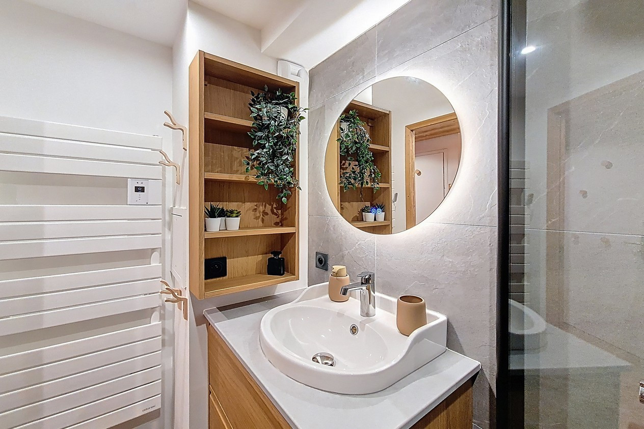 _agence-des-belleville_lv_images__lot_0000071077_14_28577624