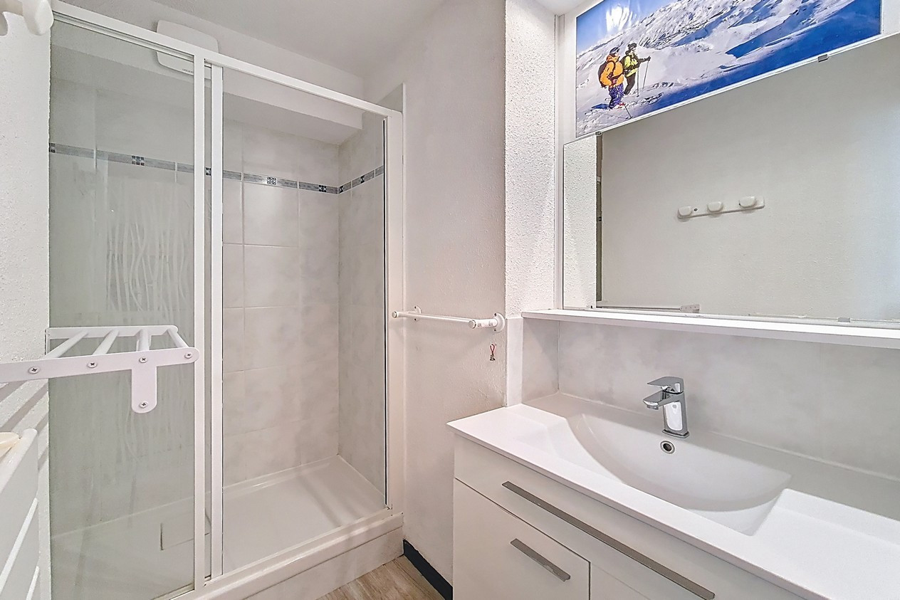 _agence-des-belleville_lv_images__lot_0000071080_12_29339309